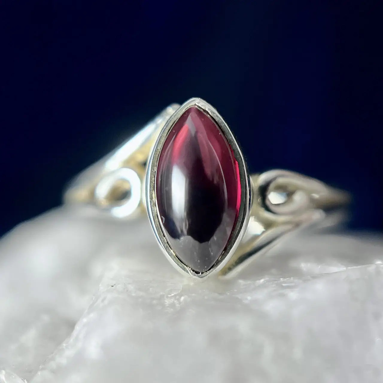 Garnet Ring Wave