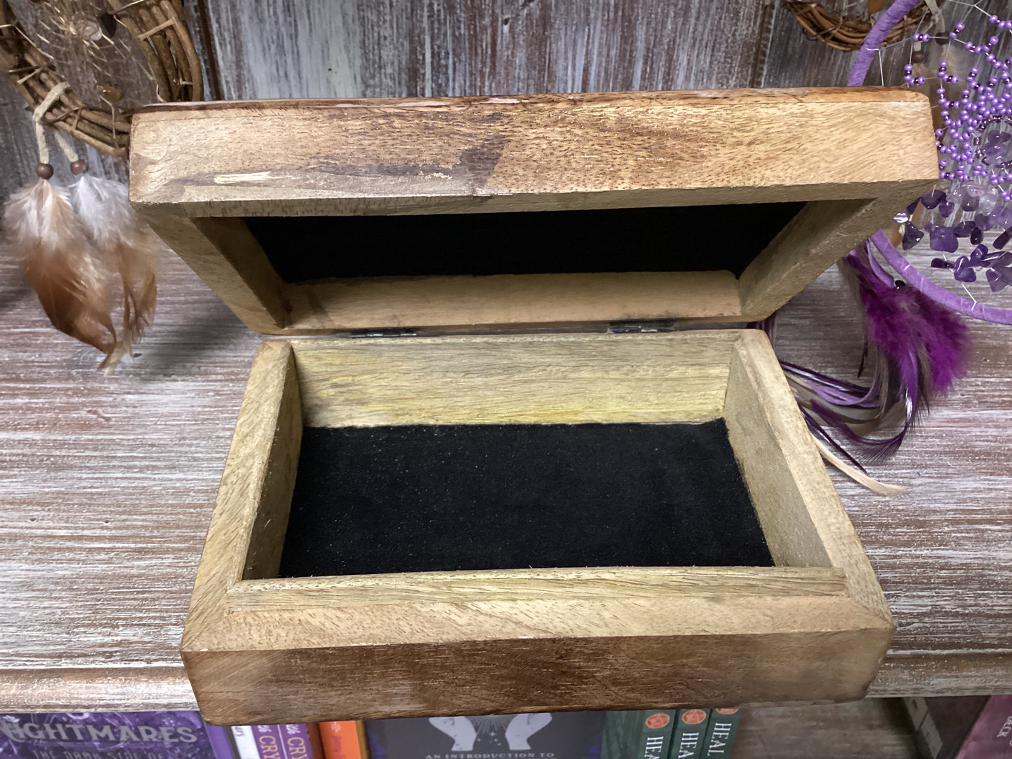 Mango Wood Box - Goddess