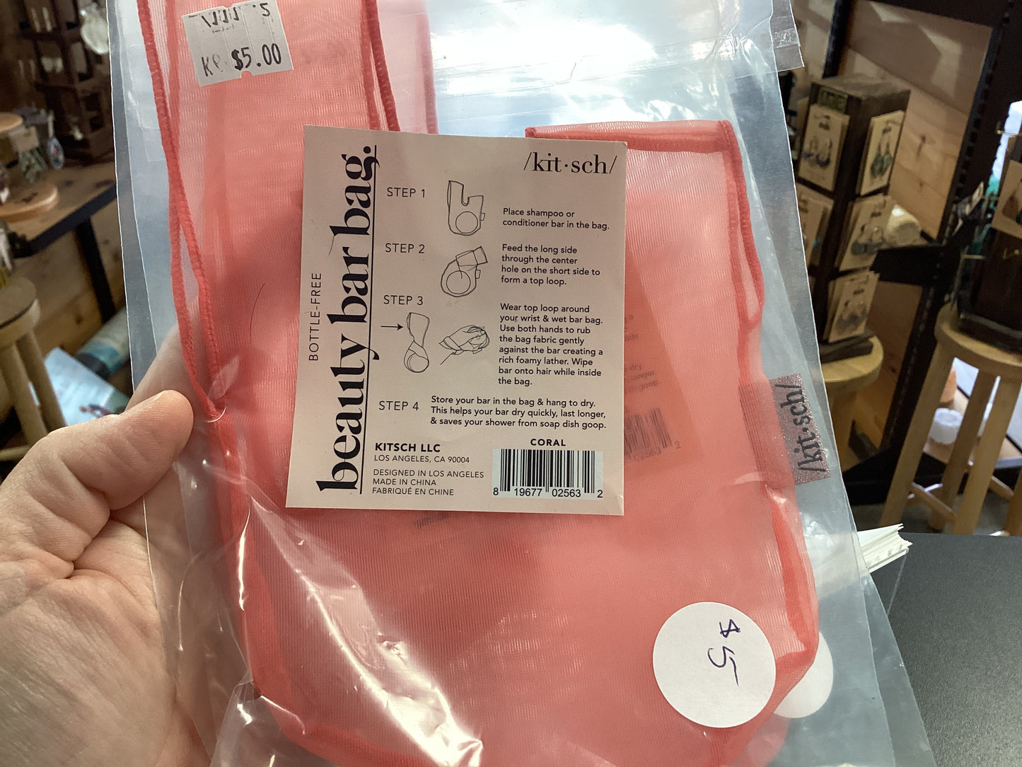 Kitsch beauty bar bag