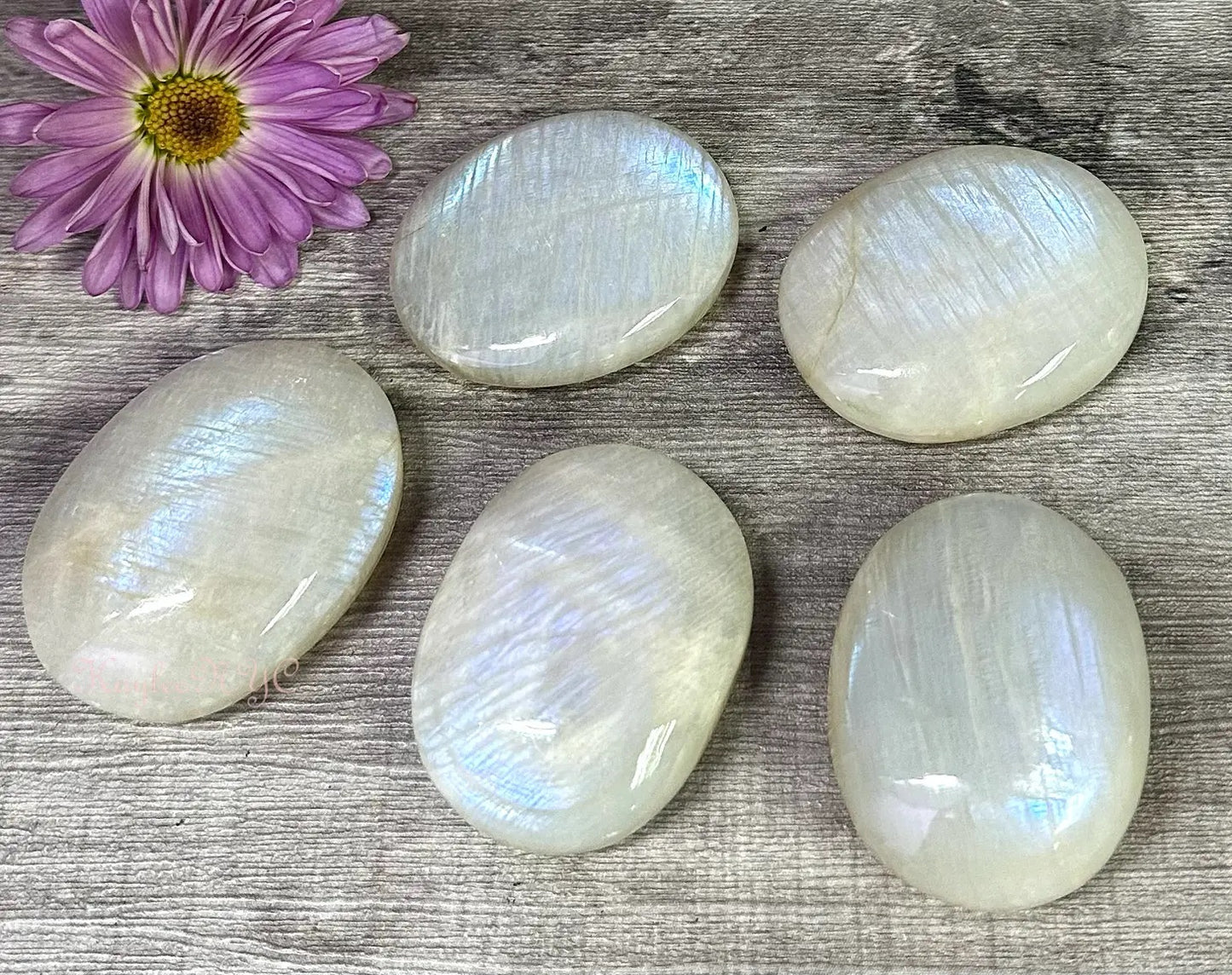 Moonstone Palm Stones