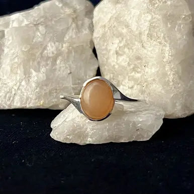 Peach Moonstone Cab Twist Ring