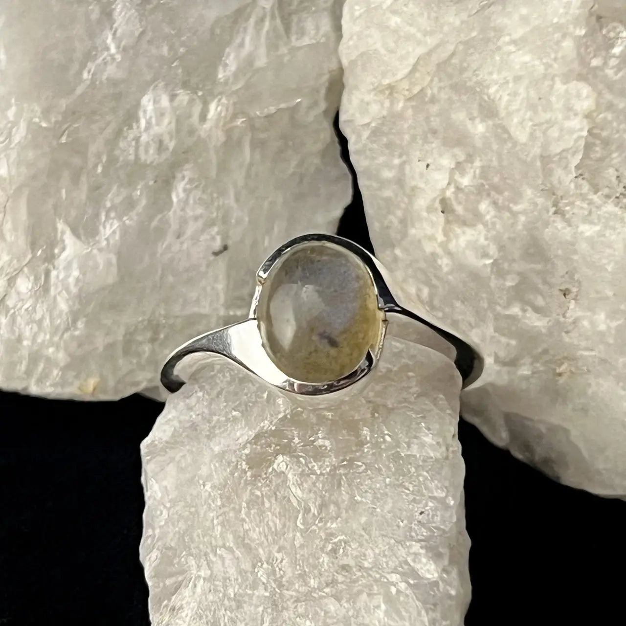 Labradorite Cab Twist Ring