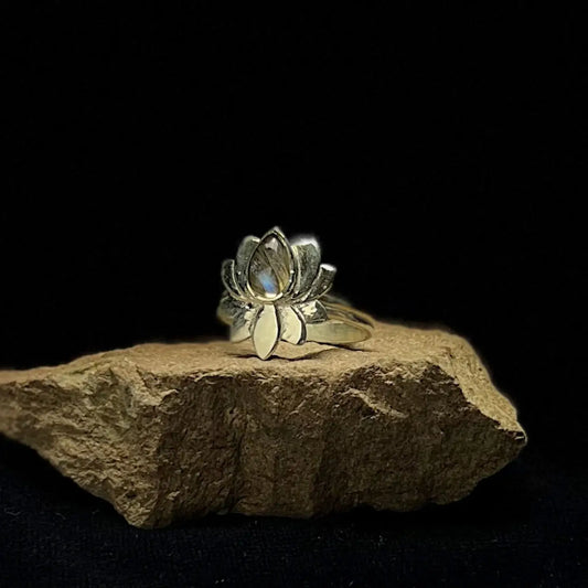 Labradorite Lotus Ring