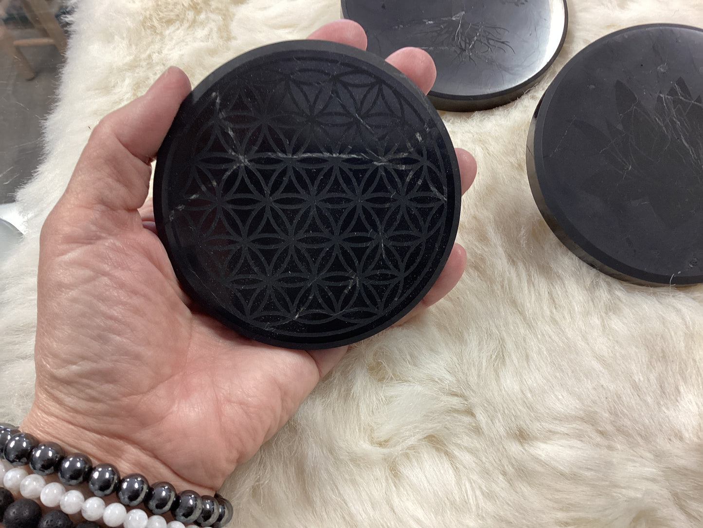 Shungite Engraved Charging Plate