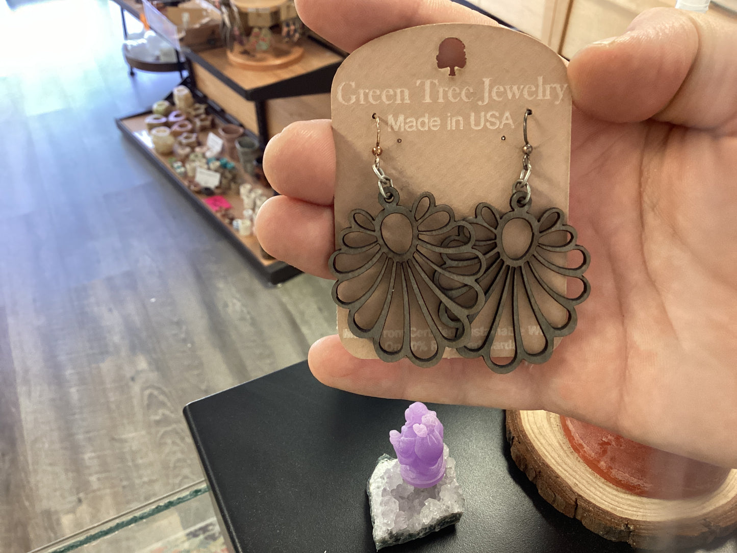 Large Flower wood earrings beige