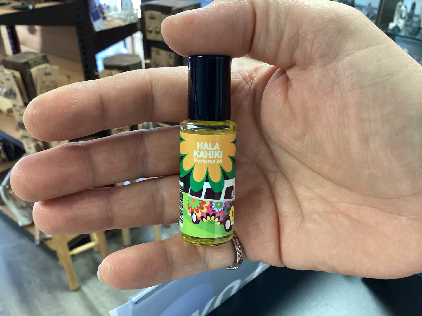 Lolablue Hala Kahiki roll on perfume oil