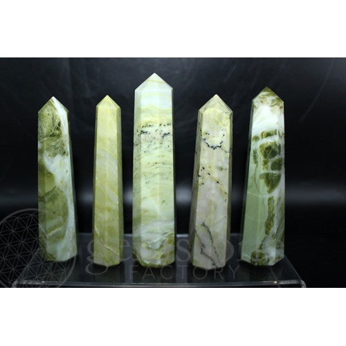 Serpentine Faceted Points