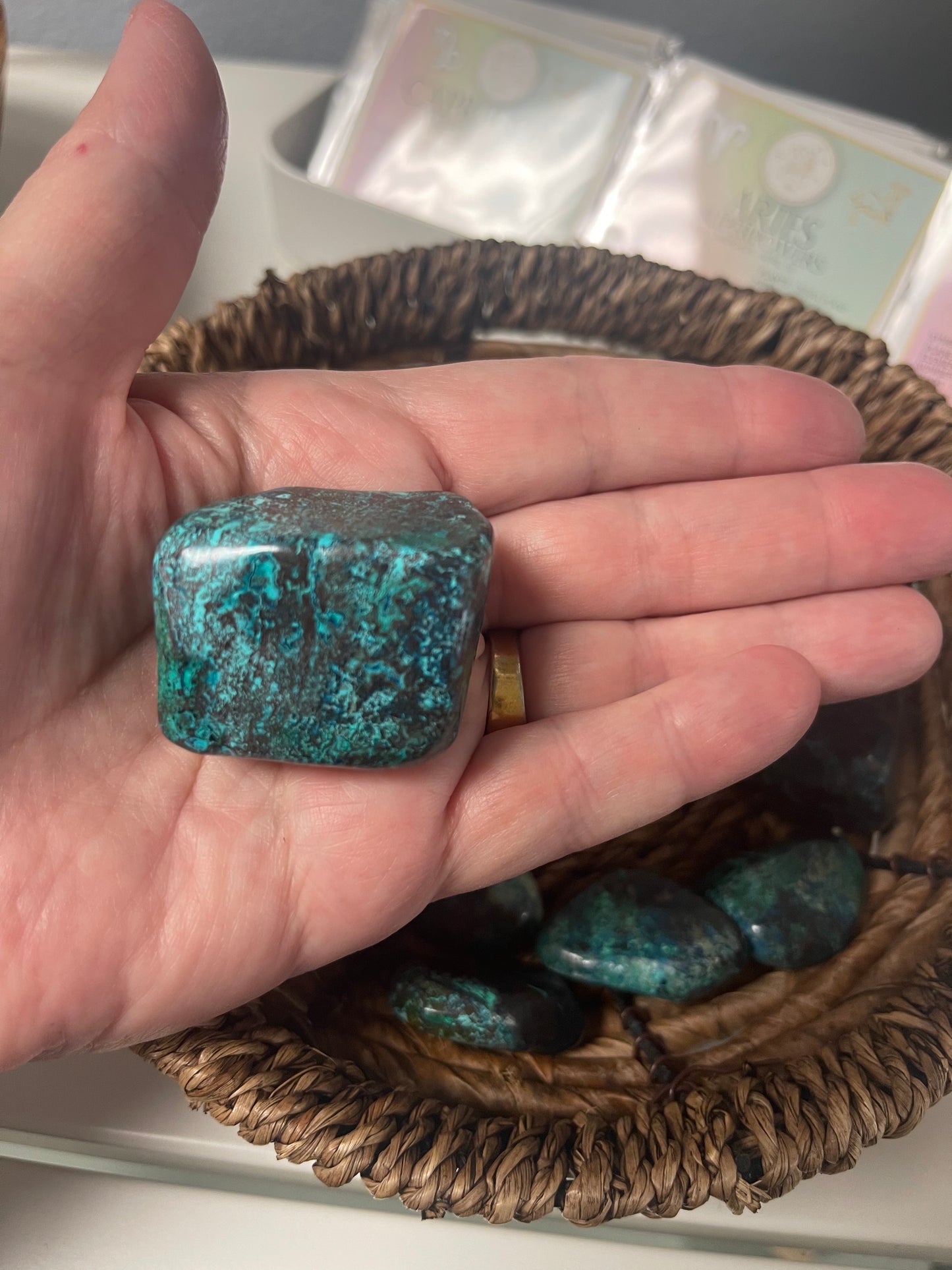 Tumbled Shattuckite