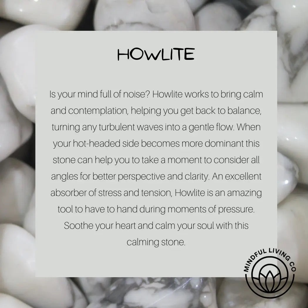 Crystal Clear Water Bottle with Howlite Wand Insert