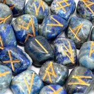 Rune stone set in pouch - Lapis